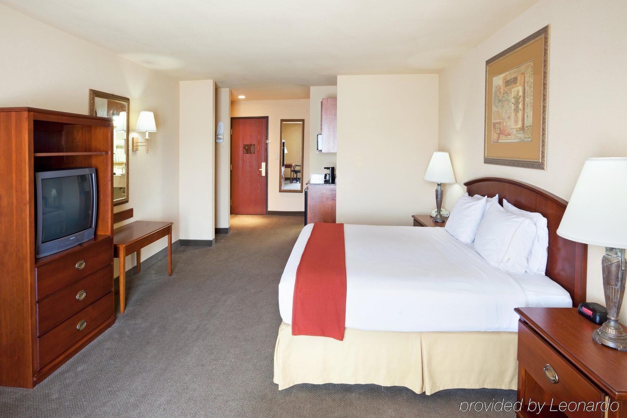 Holiday Inn Express & Suites Kerrville Zimmer foto